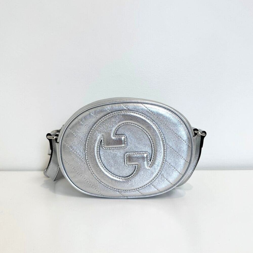 GUCCI Silver Leather GG Logo Oval Blondie Crossbody Bag Metallic Stripe Handbag